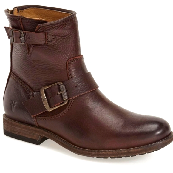 FRYE Tyler Engineer Leather Boots Womens Size